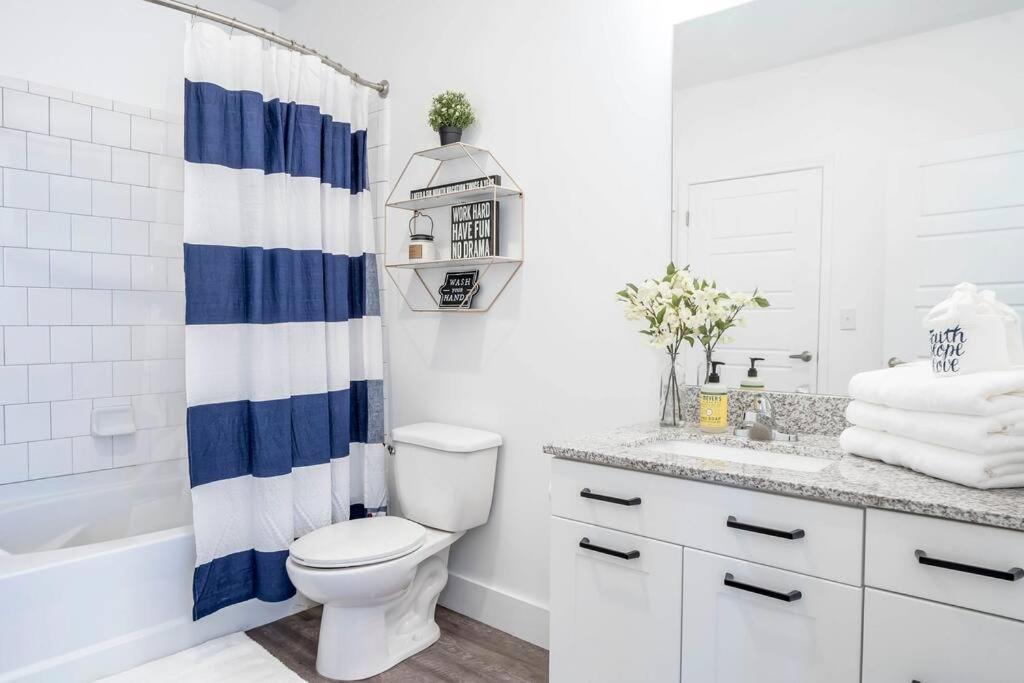Swanky Atlanta Apartment Ngoại thất bức ảnh